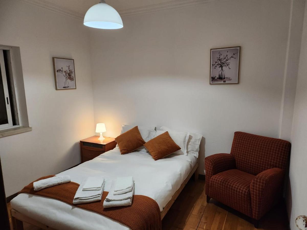A Casa De Pedra Hotel อาโมรา ภายนอก รูปภาพ